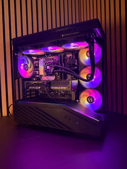 Intel i9-12900k + GeForce RTX 5070